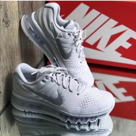 NWT Nike Air Max 2017 Pure Platinum W AUTHENTIC - Picture 4 of 7